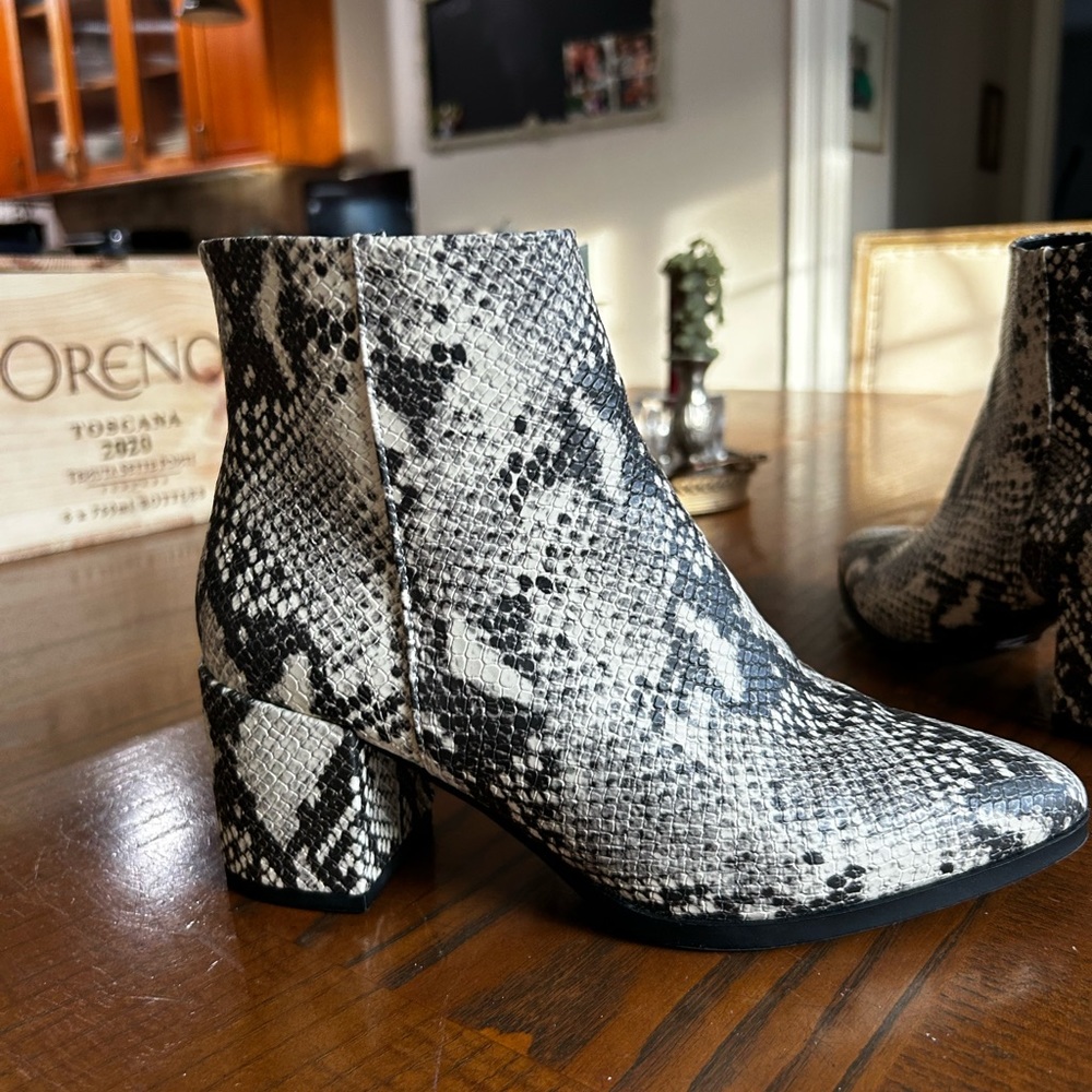 Madden girl croc booties